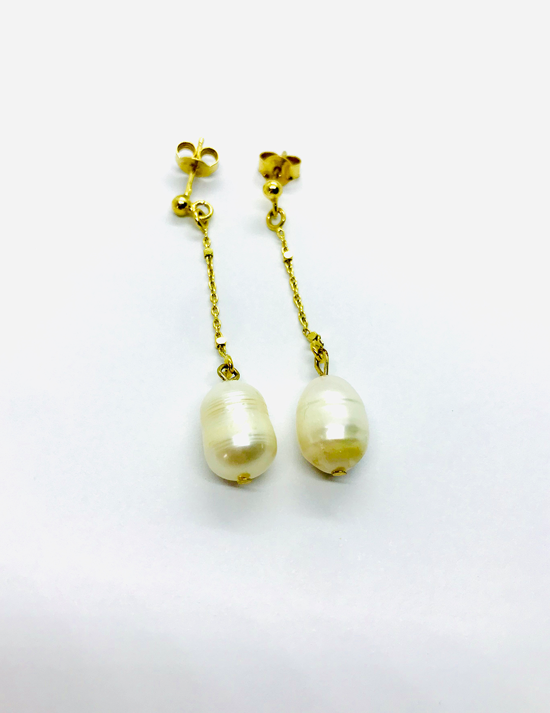 Lunezza Pearl Earrings