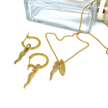 Load image into Gallery viewer, Fiorentina Luck & Love Necklace and Bracelet Set - Gold