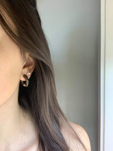 Load image into Gallery viewer, Stefania Hoops
