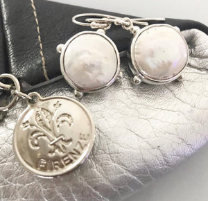 Baroque pearl drops